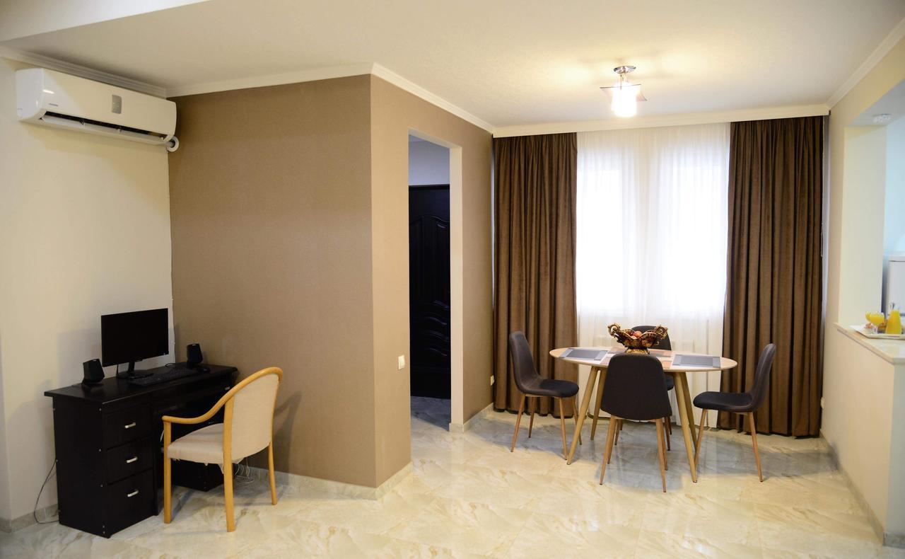 Gng Apartment 第比利斯 外观 照片